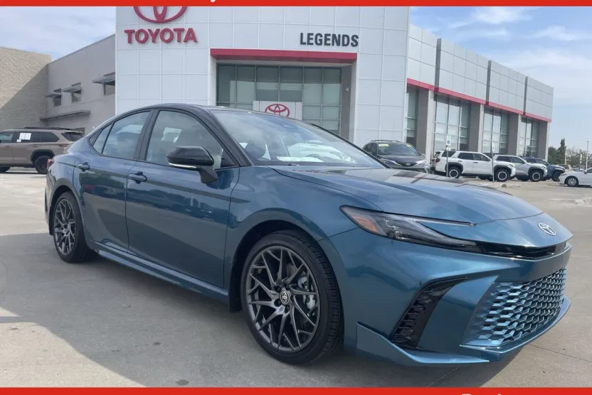 2025 Toyota Camry XSE photo 1