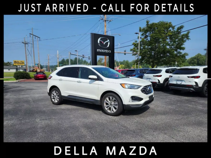 2024 Ford Edge Titanium photo 1
