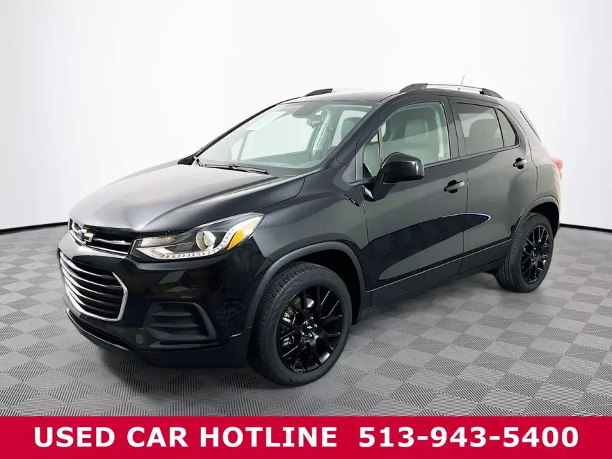 2022 Chevrolet Trax LT photo 1
