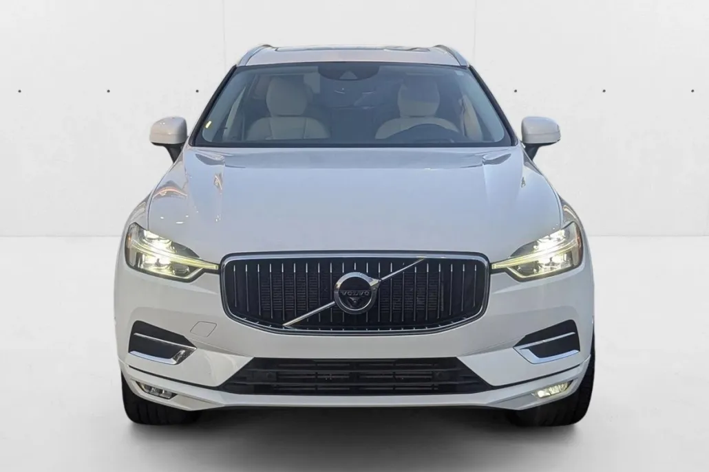 2021 Volvo XC60 Inscription photo 1