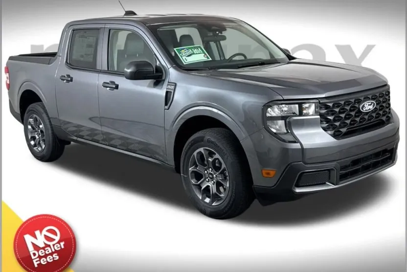 2025 Ford Maverick XLT photo 1