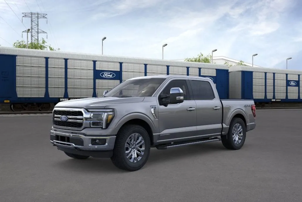 2025 Ford F-150 Lariat photo 1