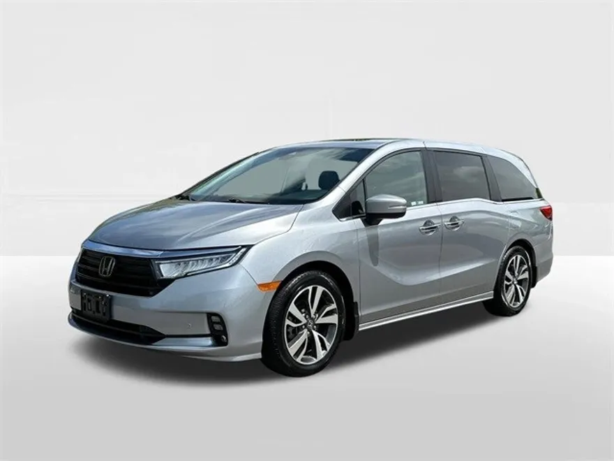 2023 Honda Odyssey Touring photo 1