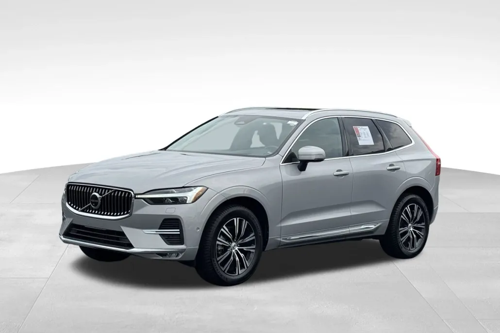 2022 Volvo XC60 B5 Inscription photo 1