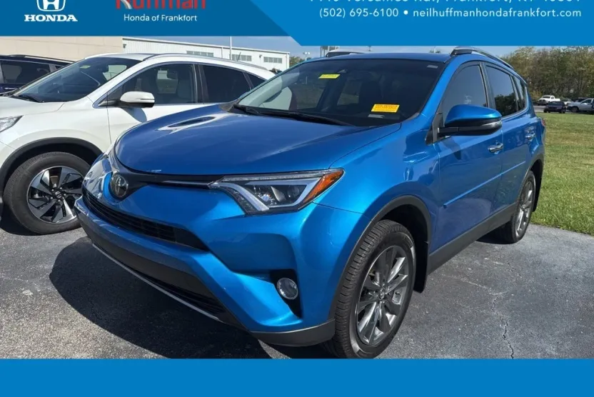 2018 Toyota RAV4 Limited photo 1