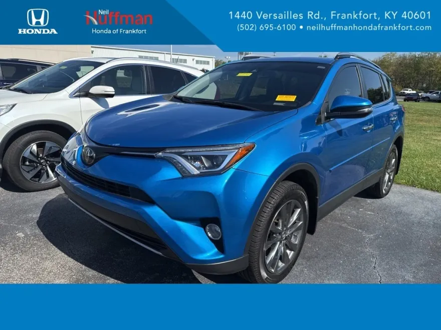 2018 Toyota RAV4 Limited photo 1