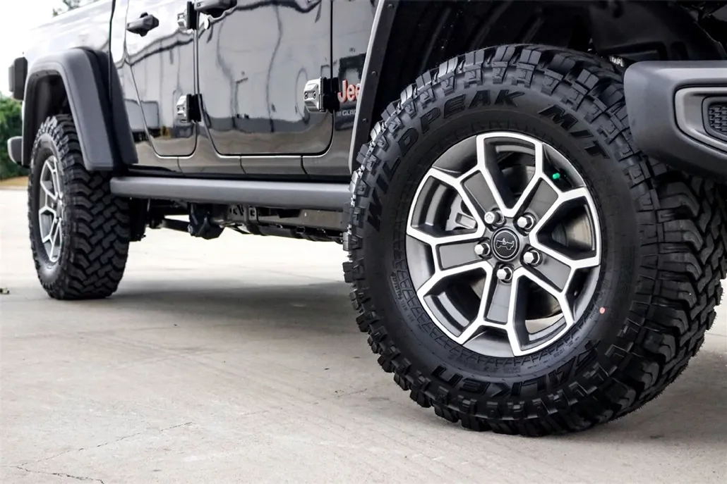 2025 Jeep Gladiator Mojave photo 1