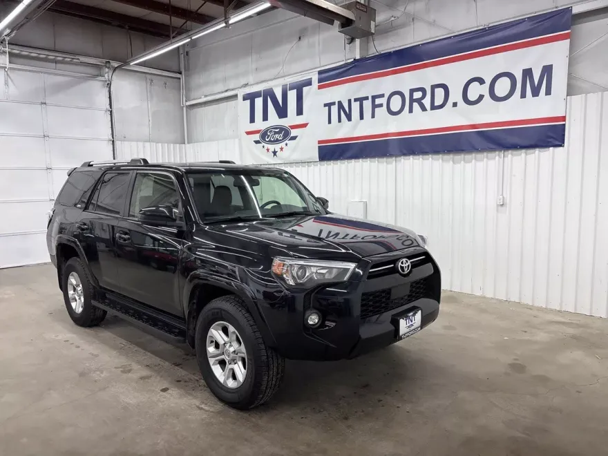 2024 Toyota 4Runner SR5 photo 1