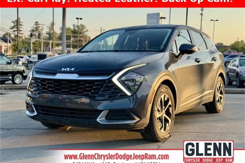 2023 Kia Sportage EX photo 1