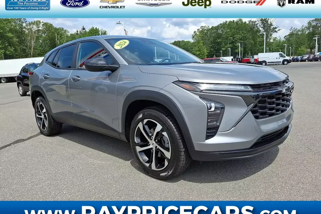 2024 Chevrolet Trax photo 1