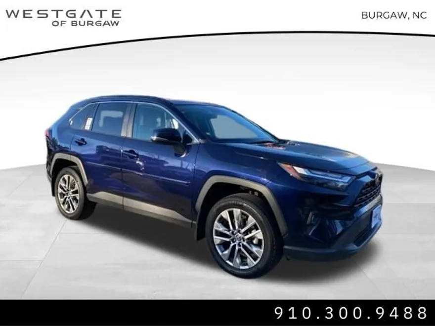 2022 Toyota RAV4 XLE Premium photo 1
