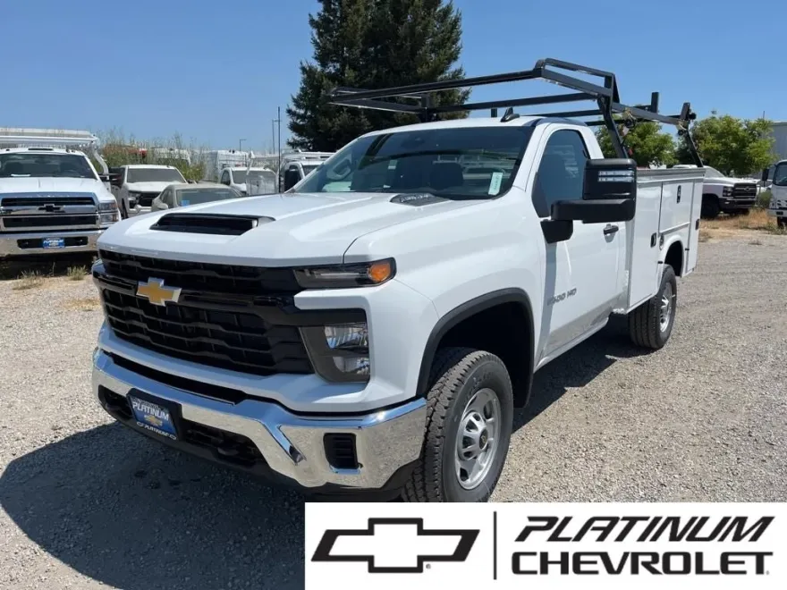 2024 Chevrolet Silverado 2500HD photo 1