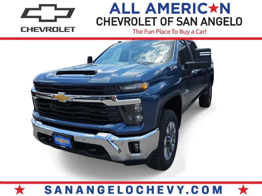 2025 Chevrolet Silverado 2500HD LT photo 1