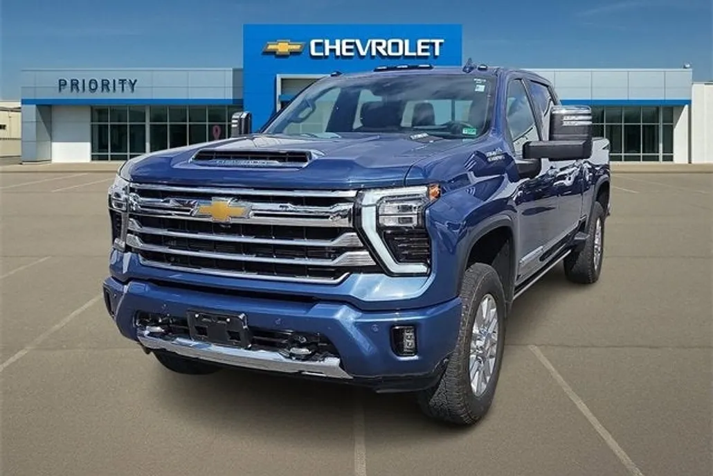 2024 Chevrolet Silverado 2500HD High Country photo 1