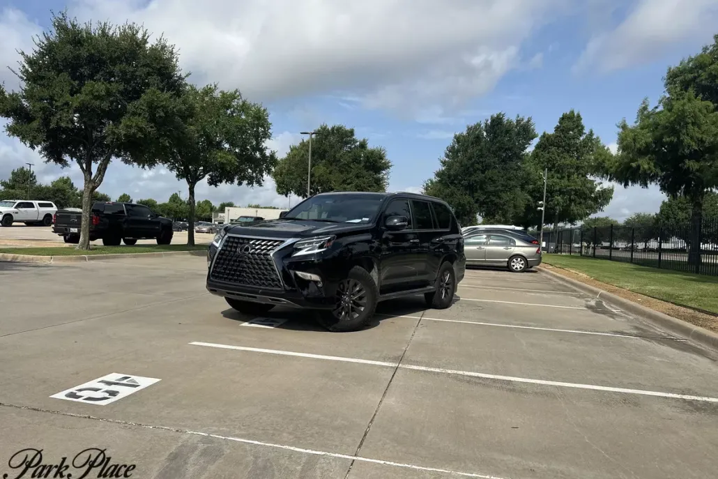 2023 Lexus GX 460 Premium photo 1