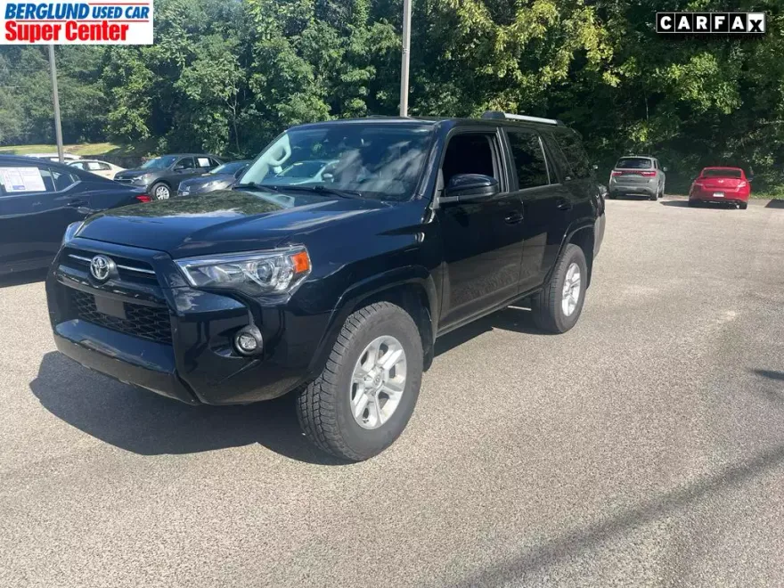 2024 Toyota 4Runner SR5 photo 1