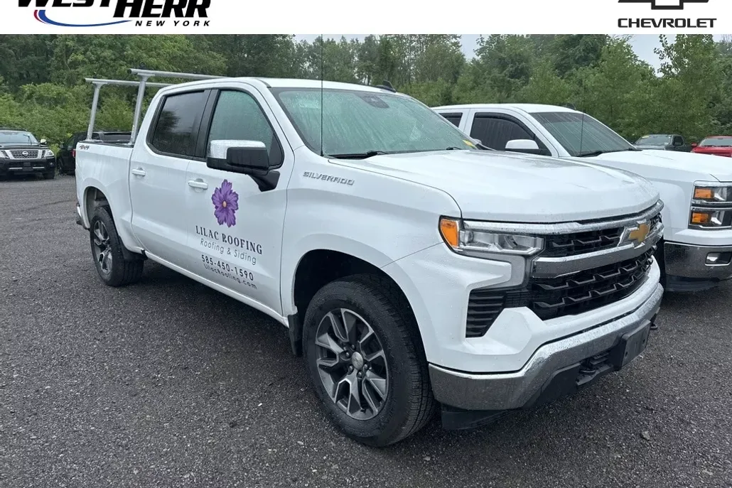 2023 Chevrolet Silverado 1500 LT photo 1