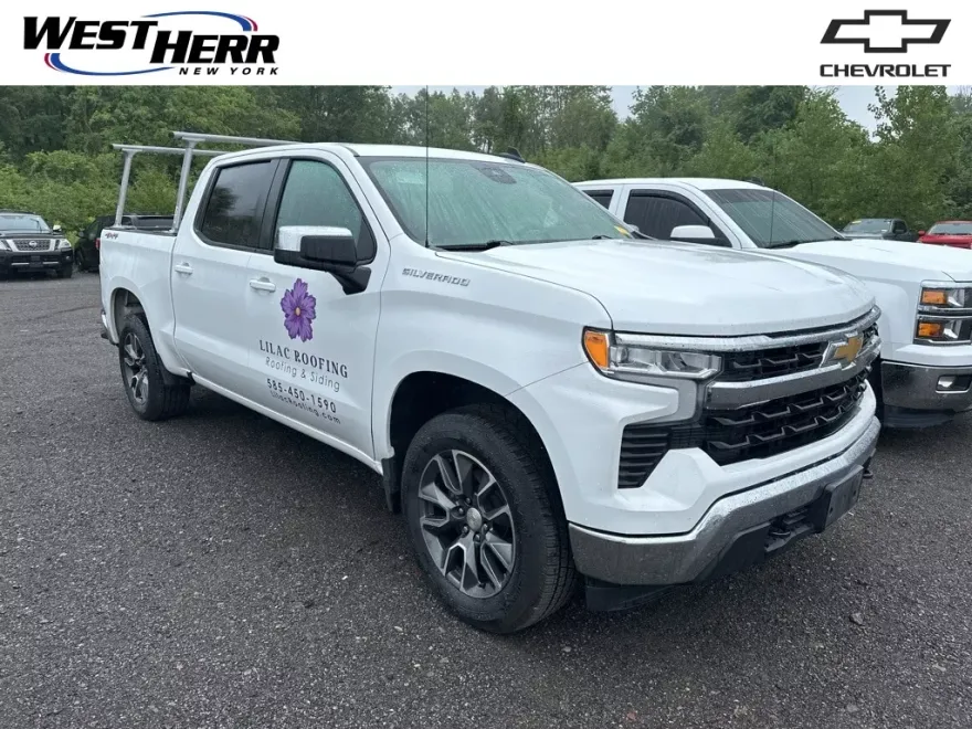 2023 Chevrolet Silverado 1500 LT photo 1