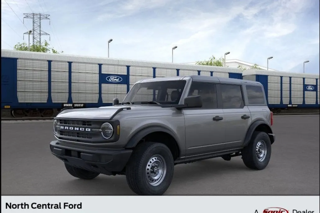 2025 Ford Bronco Base photo 1