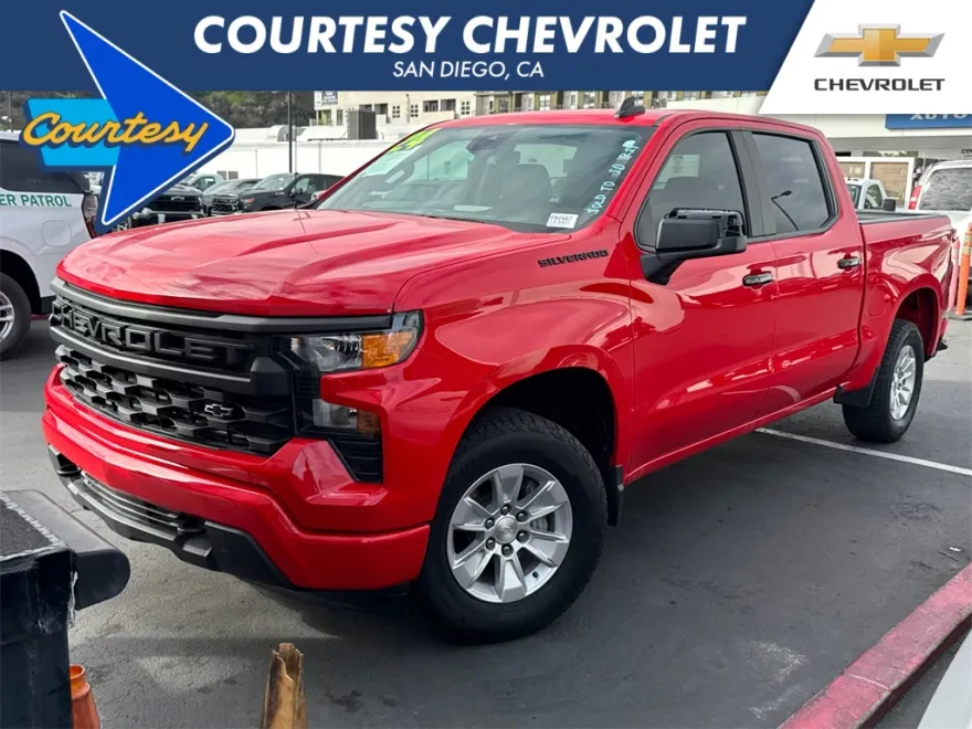 2024 Chevrolet Silverado 1500 Custom photo 1
