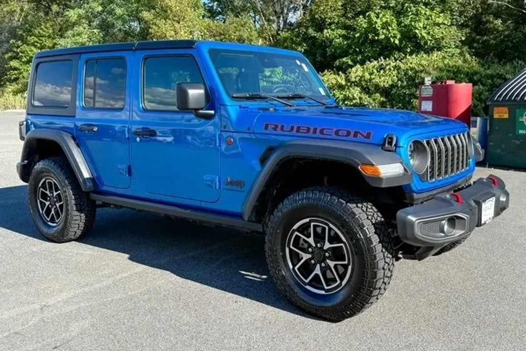 2024 Jeep Wrangler Rubicon photo 1