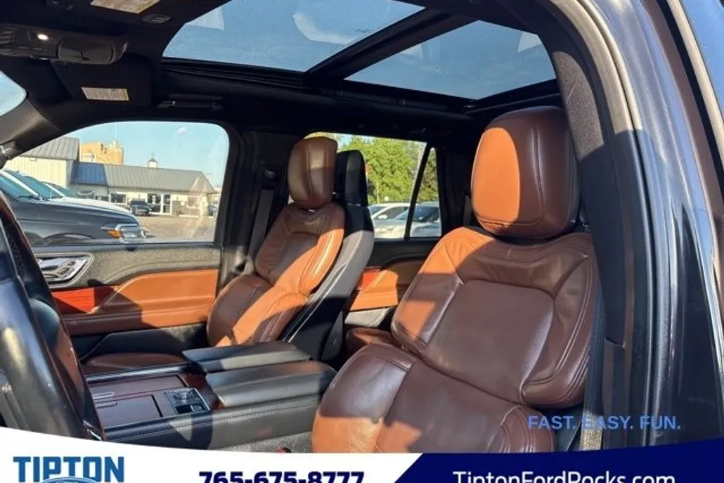 2022 Lincoln Navigator L Reserve photo 1