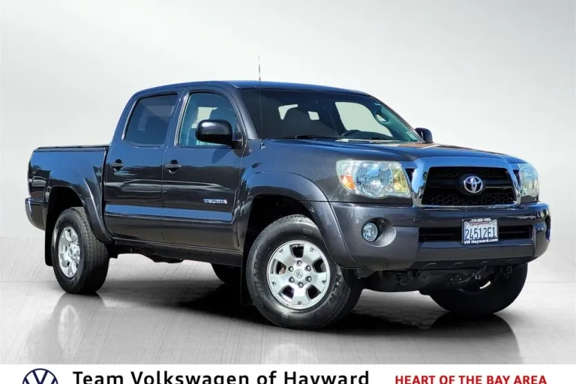 2011 Toyota Tacoma Base photo 1