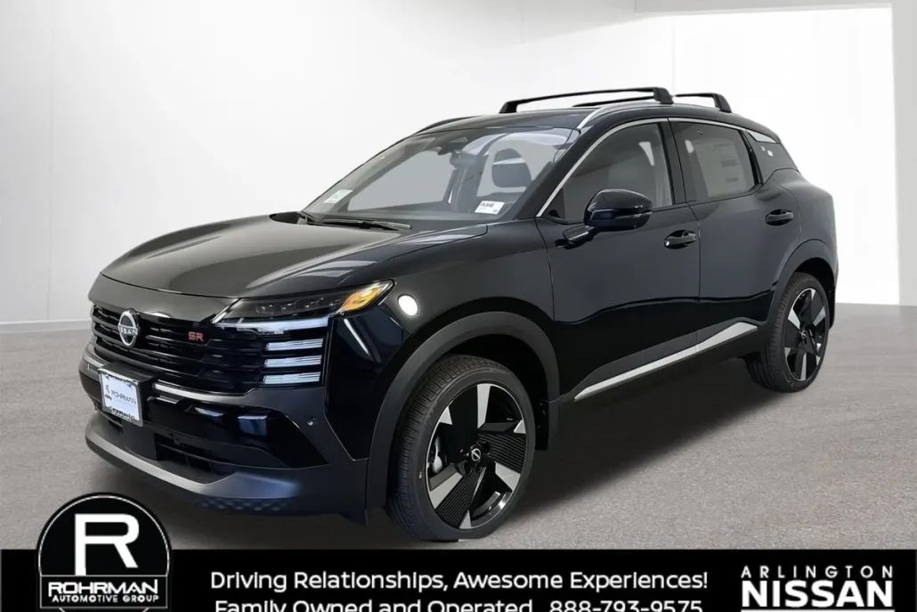2026 Nissan Kicks SR photo 1