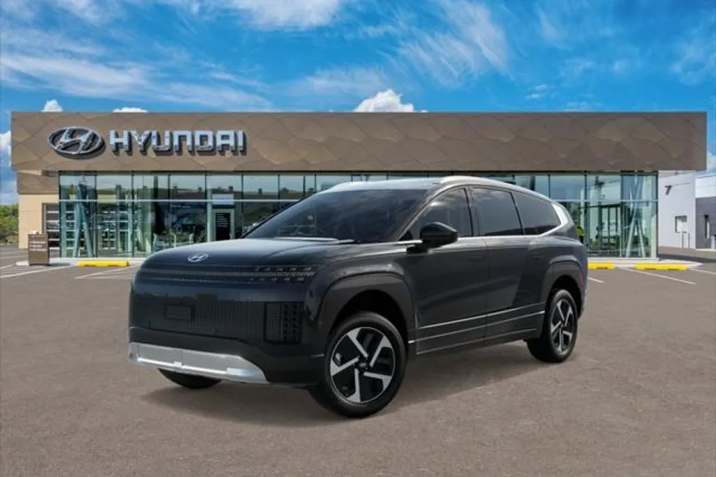 2026 Hyundai Ioniq SE photo 1