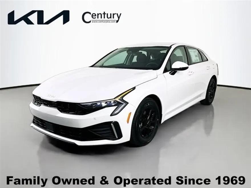 2026 Kia K5 LXS photo 1