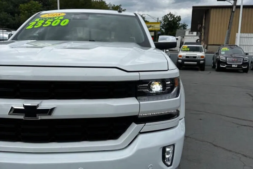 2018 Chevrolet Silverado 1500 LTZ Z71 photo 1