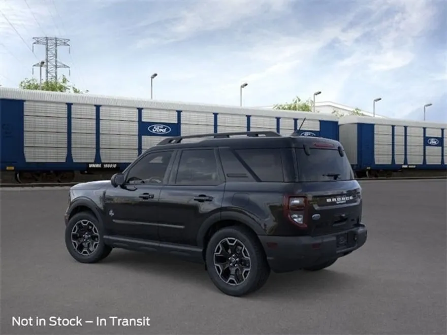 2025 Ford Bronco Sport Outer Banks photo 1