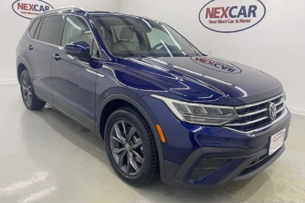 2023 Volkswagen Tiguan SE photo 1