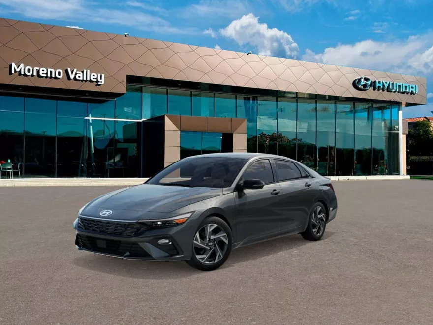 2025 Hyundai Elantra SEL Sport photo 1