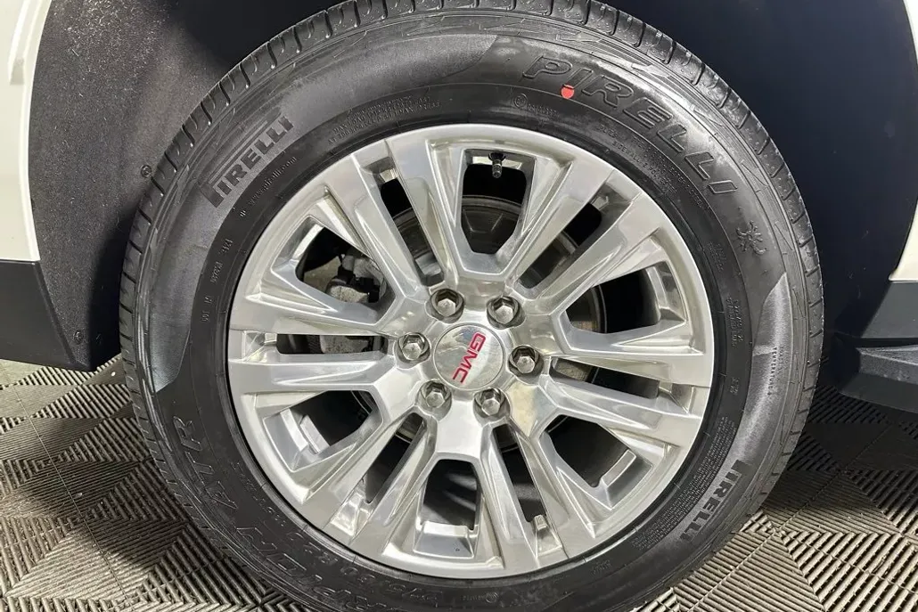 2023 Gmc Yukon Denali photo 1