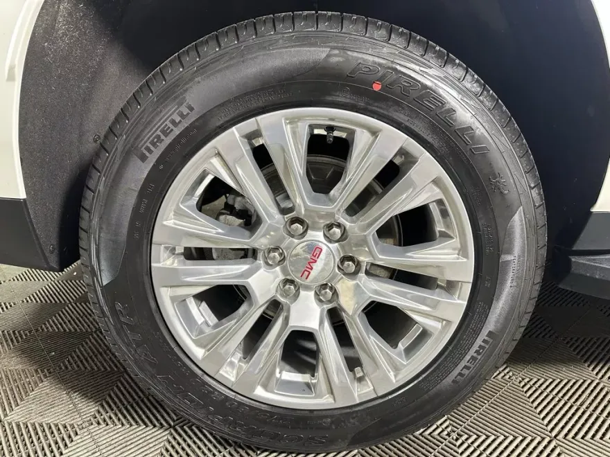 2023 Gmc Yukon Denali photo 1