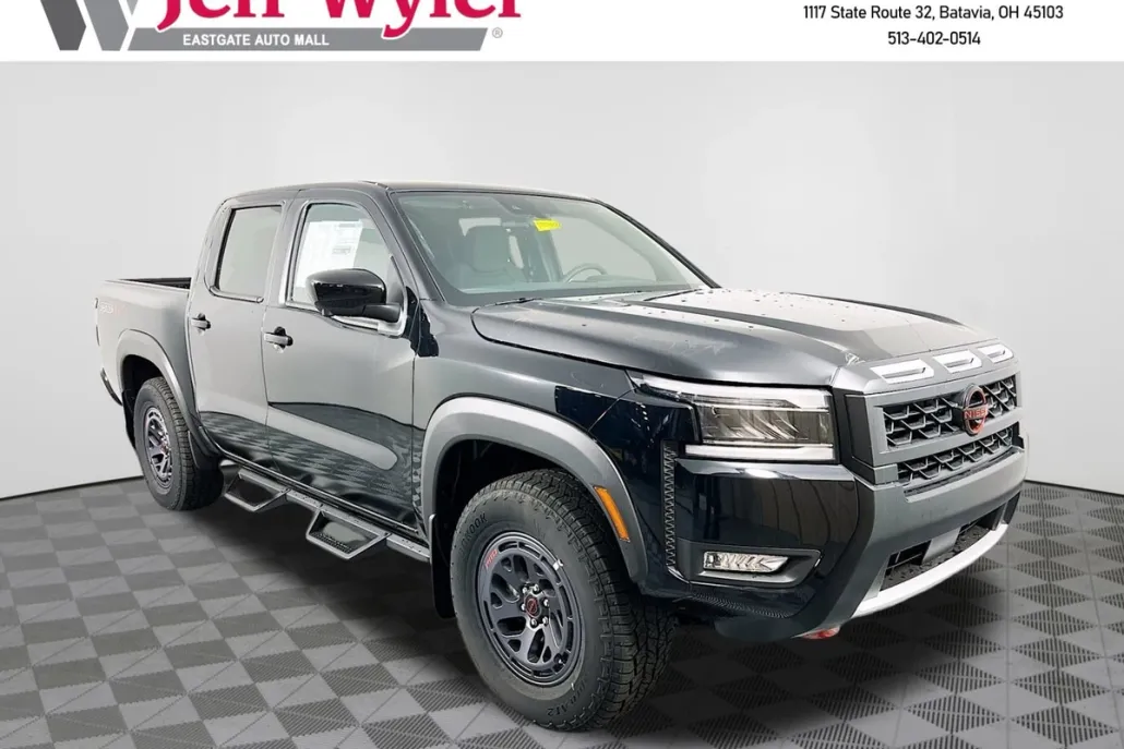 2025 Nissan Frontier PRO-4X photo 1