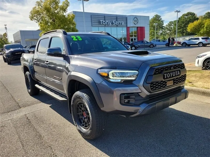 2023 Toyota Tacoma TRD Pro V6 photo 1