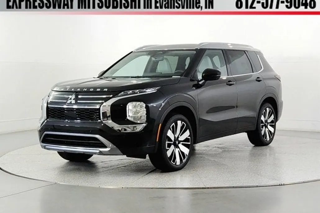 2025 Mitsubishi Outlander SEL photo 1