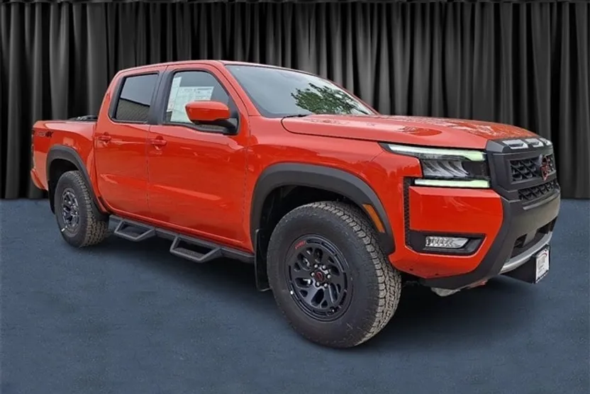 2026 Nissan Frontier Crew Cab PRO-4X photo 1