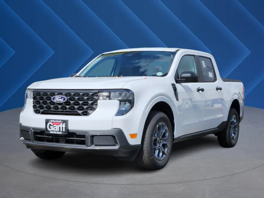 2025 Ford Maverick XLT photo 1