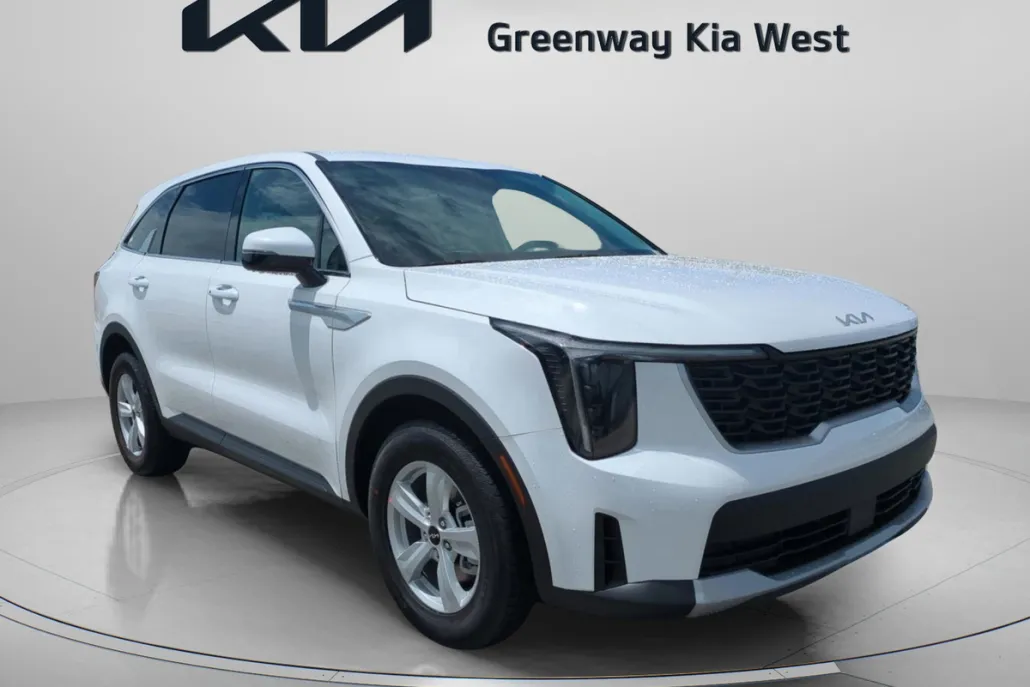 2026 Kia Sorento LX photo 1