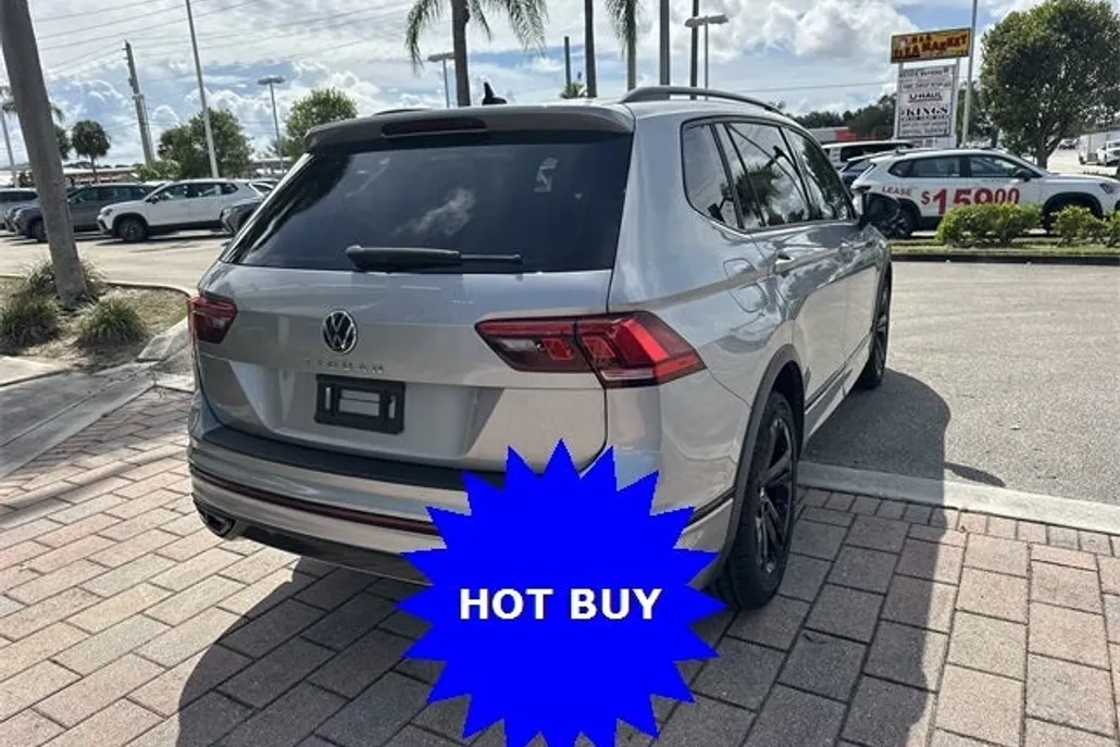 2023 Volkswagen Tiguan SE R-Line Black photo 1