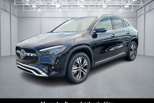 2025 Mercedes Benz GLA 250 4MATIC photo 2