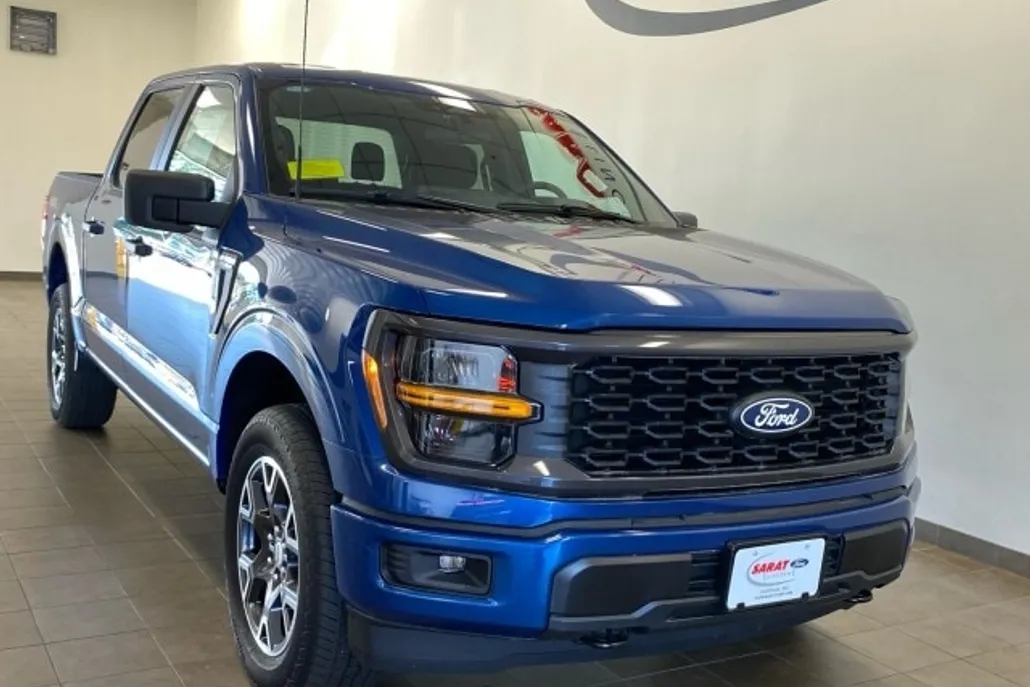 2025 Ford F-150 STX photo 1