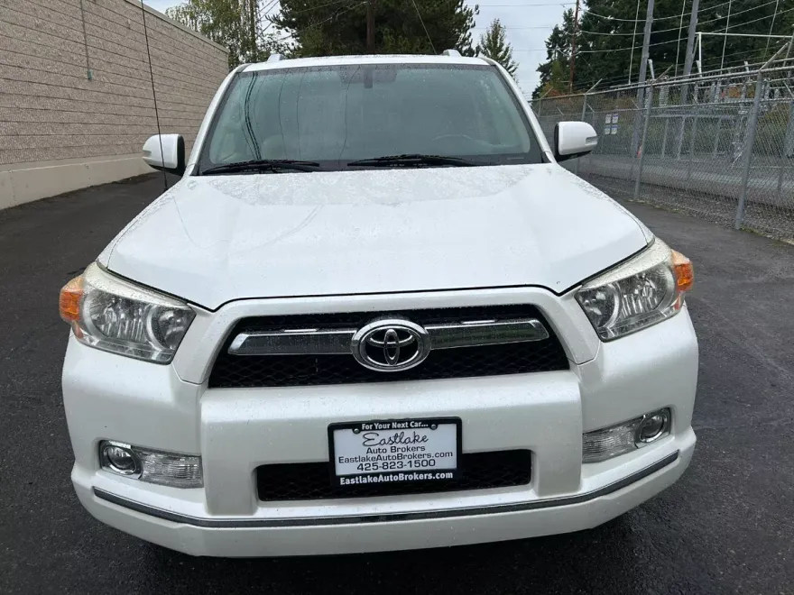 2012 Toyota 4Runner Limited 4WD V6 photo 1