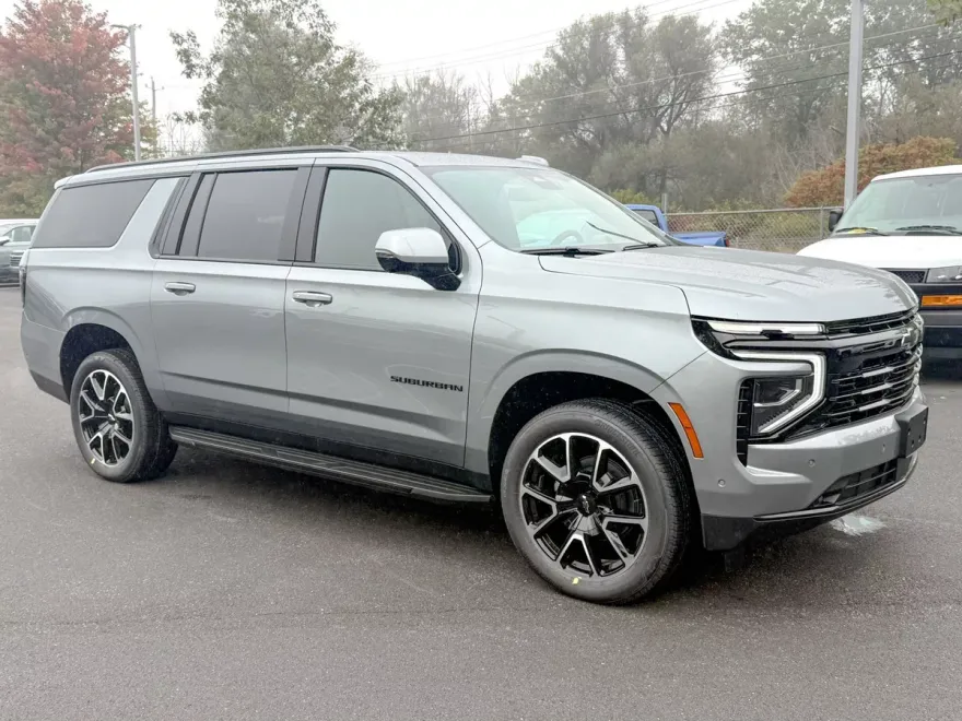 2026 Chevrolet Suburban RST photo 1