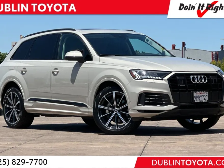 2023 Audi Q7 Premium Plus photo 1