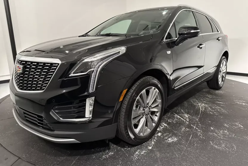 2024 Cadillac XT5 Premium Luxury photo 1