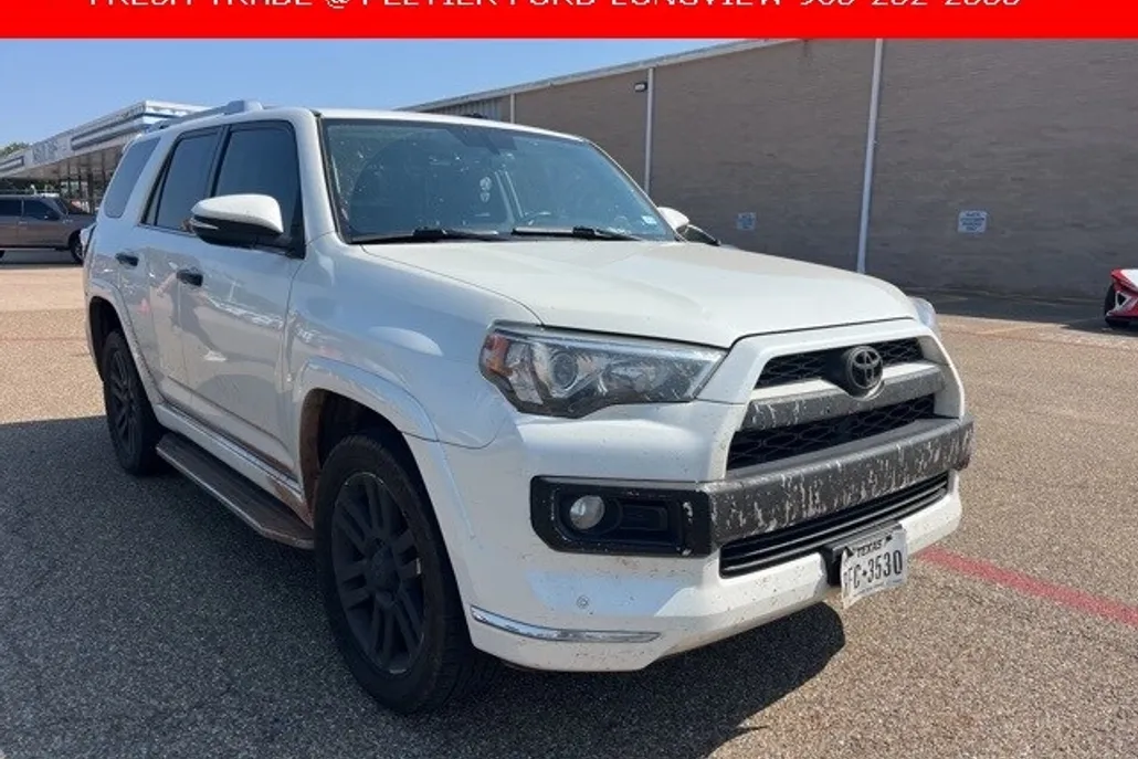 2018 Toyota 4Runner SR5 photo 1